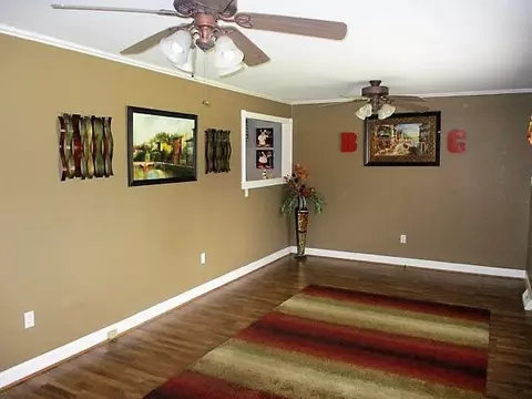 403 Robinall Dr, Easley, SC 29642 photo 7