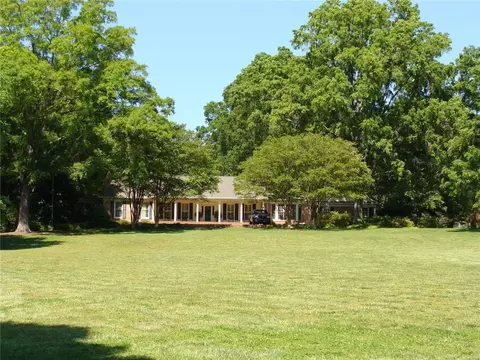 2206 Willow Pl, Anderson, SC 29621 photo 1