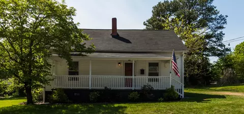 107 W 7th Ave, Easley, SC 29640 photo 1