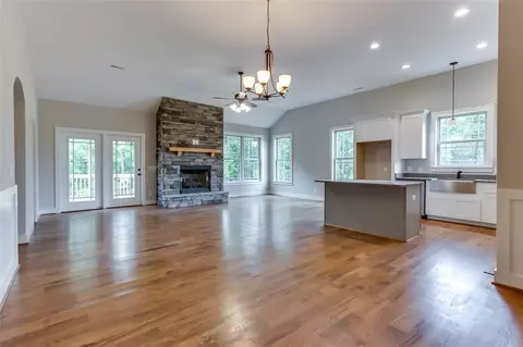 426 E Church Rd, Easley, SC 29642 photo 6