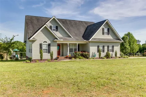 503 Hendricks Rd, Easley, SC 29642 photo 2
