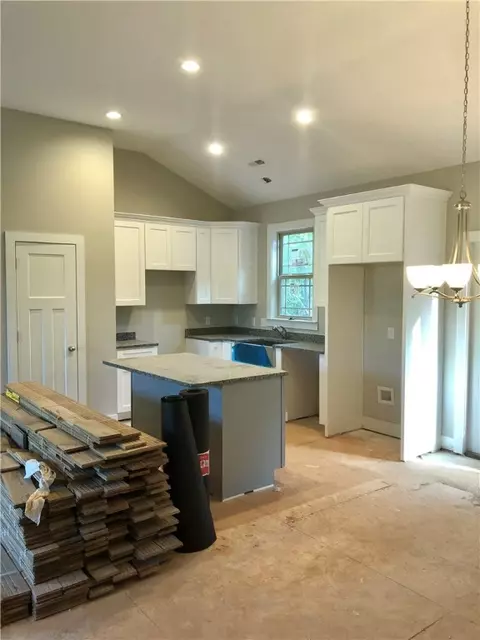 428 E Church Rd, Easley, SC 29642 photo 7