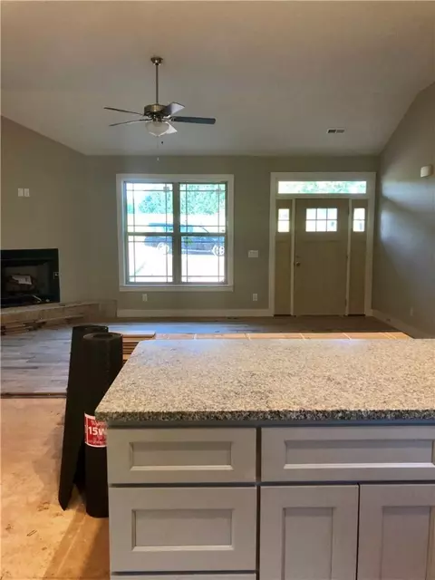 428 E Church Rd, Easley, SC 29642 photo 3