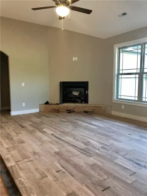 428 E Church Rd, Easley, SC 29642 photo 5