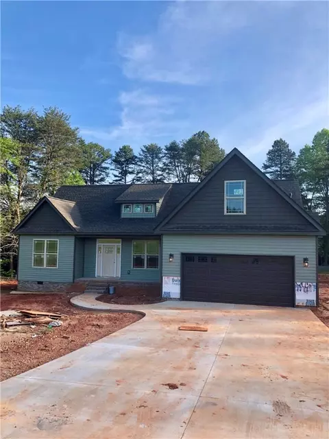 428 E Church Rd, Easley, SC 29642 photo 1