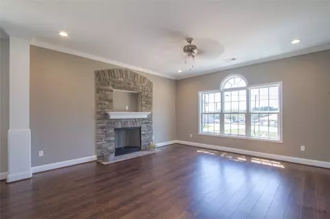 106 E Church Rd, Easley, SC 29642 photo 7