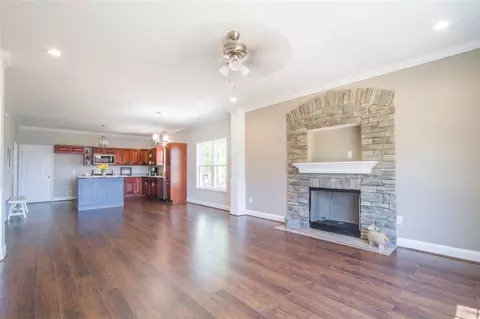 106 E Church Rd, Easley, SC 29642 photo 9