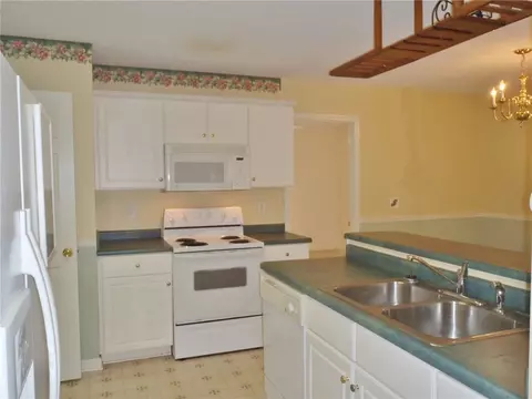 103 Lloyd St, Seneca, SC 29678 photo 6