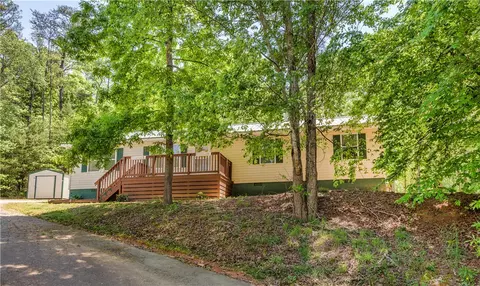 104 Lusk Rd, Walhalla, SC 29691 photo 1