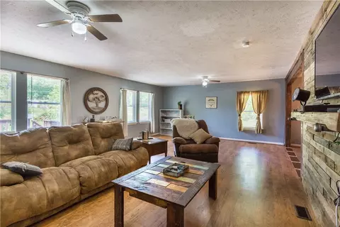 104 Lusk Rd, Walhalla, SC 29691 photo 12