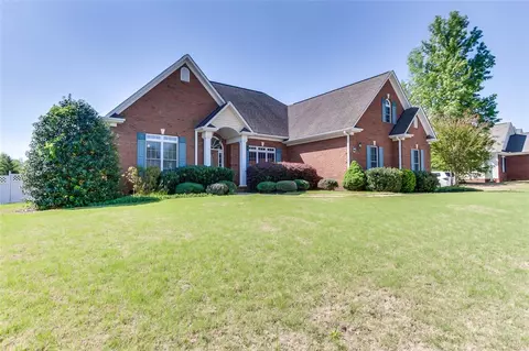 142 Red Maple Cir, Easley, SC 29642 photo 3
