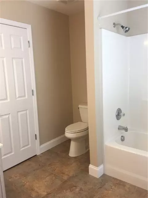 400 Brenley Ln, Easley, SC 29642 photo 14