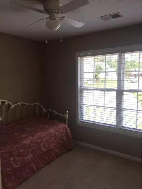 400 Brenley Ln, Easley, SC 29642 photo 8