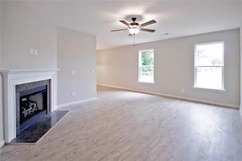 205 Magnolia Ln, Pendleton, SC 29670 photo 3