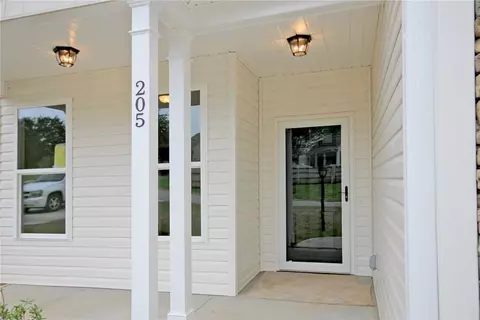 205 Magnolia Ln, Pendleton, SC 29670 photo 2