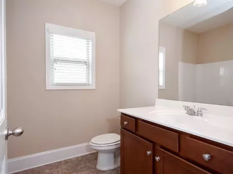 124 Berwick Ct, Easley, SC 29642 photo 10