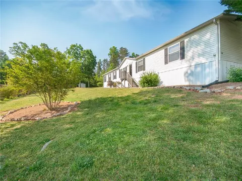 142 Thomas Mill Ct, Easley, SC 29640 photo 3
