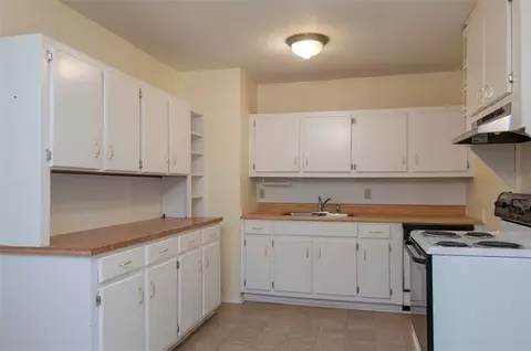 1003 Oak Dr, Pendleton, SC 29670 photo 6