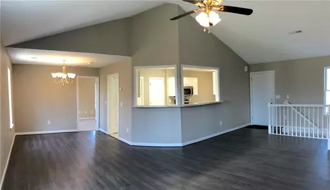 889 Greenville St, Pendleton, SC 29670 photo 6
