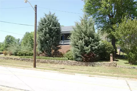 33 E Main St #WARE SHOALS, Ware Shoals, SC 29692 photo 6