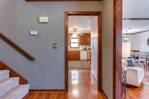 110 Davidson Dr, Easley, SC 29642 photo 6