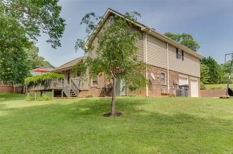 110 Davidson Dr, Easley, SC 29642 photo 34