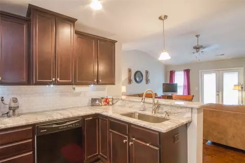 146 Madison Pointe Dr, Seneca, SC 29678 photo 5