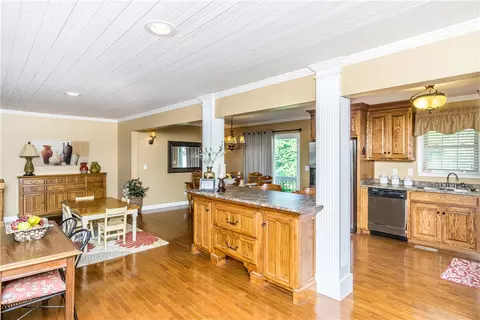 121 Fox Fire Rd, Central, SC 29630 photo 2