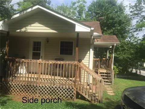 303 Lucas St, Walhalla, SC 29691 photo 5