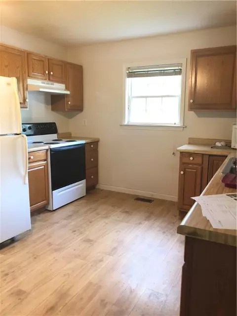 303 Lucas St, Walhalla, SC 29691 photo 11