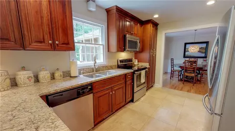 217 Waldrop Stone Rd, Central, SC 29630 photo 7