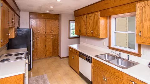 634 Windy Hill Rd, Central, SC 29630 photo 12