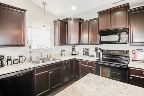 119 Madison Pointe Dr, Seneca, SC 29678 photo 18