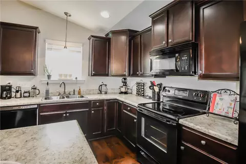 119 Madison Pointe Dr, Seneca, SC 29678 photo 15