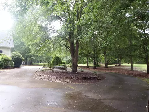 204 Meadow Ct, Honea Path, SC 29654 photo 30