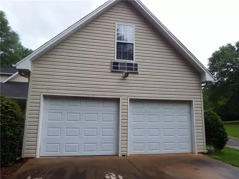 204 Meadow Ct, Honea Path, SC 29654 photo 35