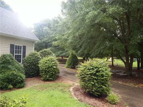 204 Meadow Ct, Honea Path, SC 29654 photo 28