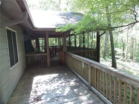 103 Silver Fox Trl, Pickens, SC 29671 photo 4