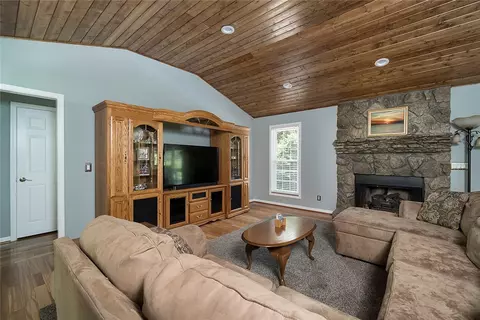 13 Rene Ct, Greer, SC 29651 photo 18