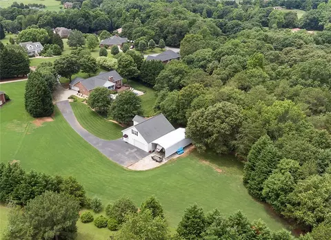 13 Rene Ct, Greer, SC 29651 photo 5