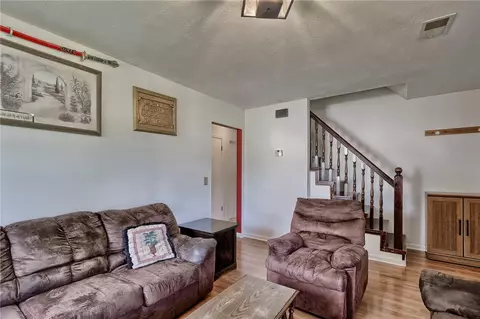 214 Georgetown Rd, Easley, SC 29640 photo 7