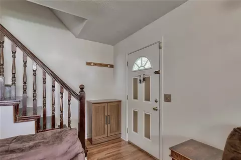 214 Georgetown Rd, Easley, SC 29640 photo 4
