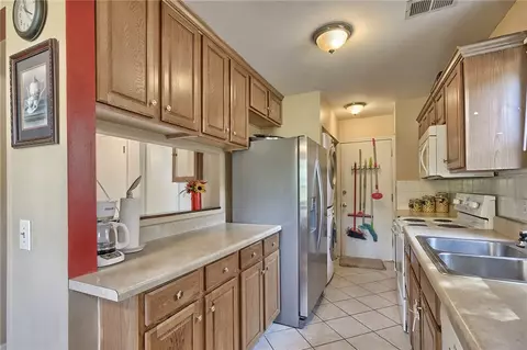 214 Georgetown Rd, Easley, SC 29640 photo 10