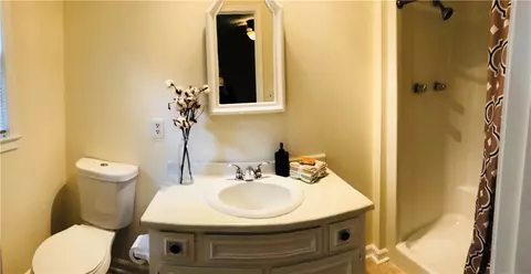 401 Clarendon Dr, Easley, SC 29642 photo 8