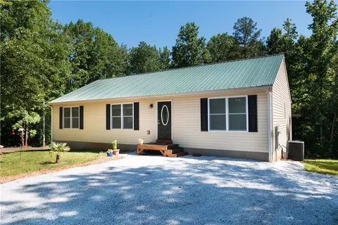 444 Cedar Tree Dr, Walhalla, SC 29691 photo 2