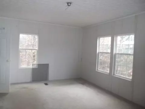 409 Guyton Rd, Williamston, SC 29697 photo 6