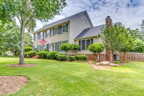 108 Yorkshire Ct, Easley, SC 29642 photo 2