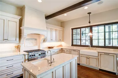 309 E Fort George Way, Sunset, SC 29685 photo 13