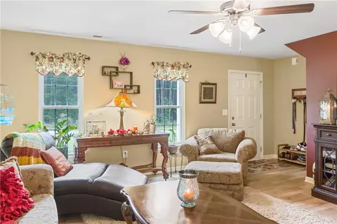 12181 Friendship Loop Dr, Seneca, SC 29678 photo 10