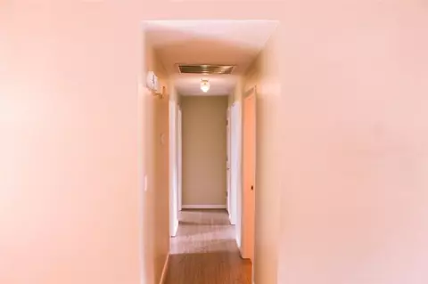 4402 Old Easley Bridge Rd, Easley, SC 29642 photo 4